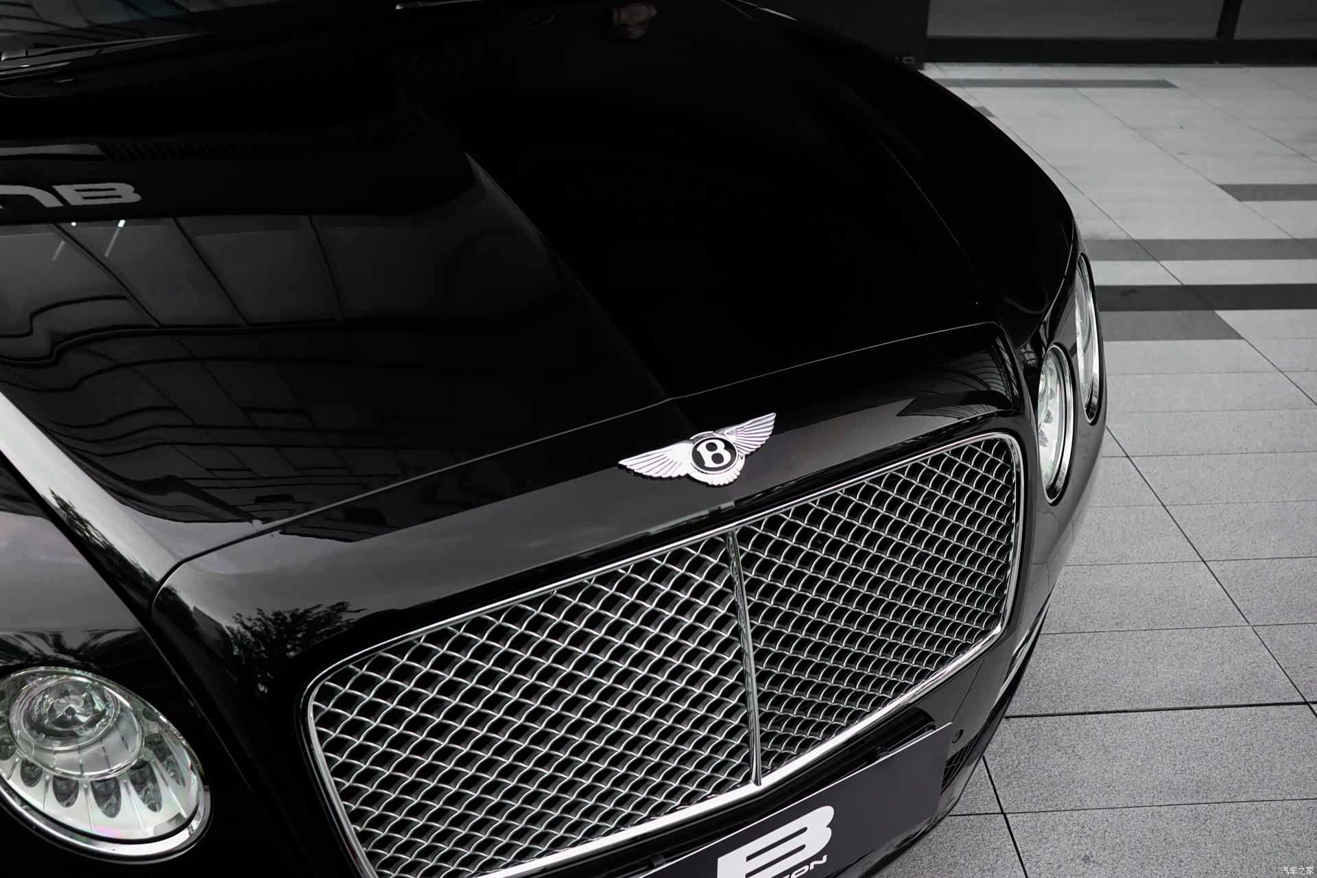 Bentley Flying Spur, 2014 8