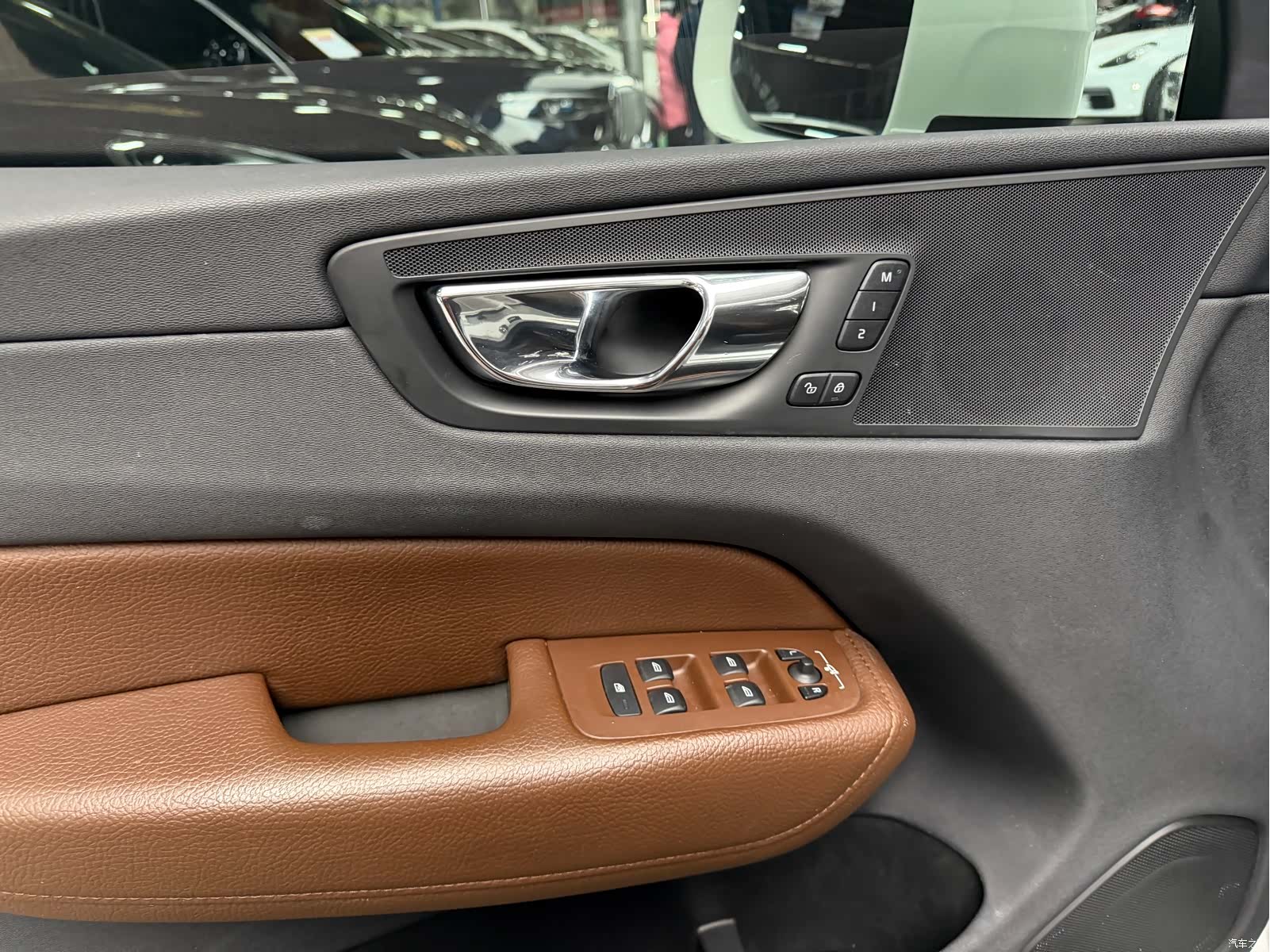 Volvo XC60, 2018 13