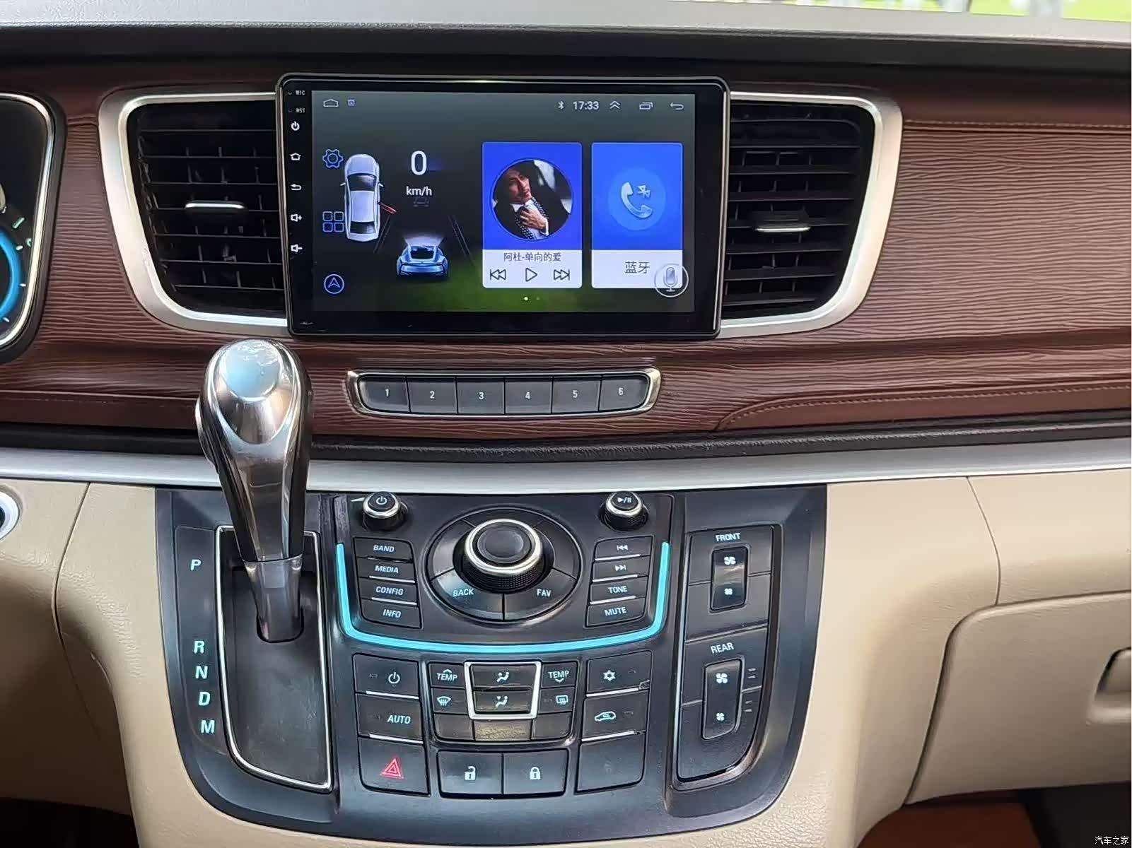 Buick GL8, 2016 17
