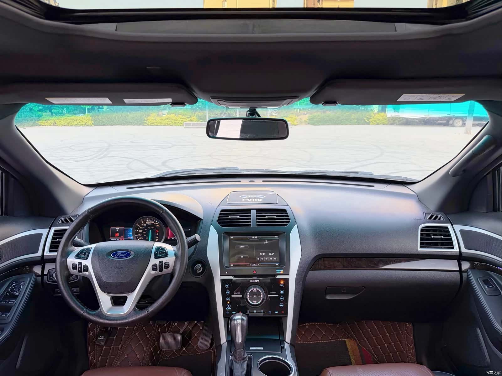 Ford Explorer, 2014 12