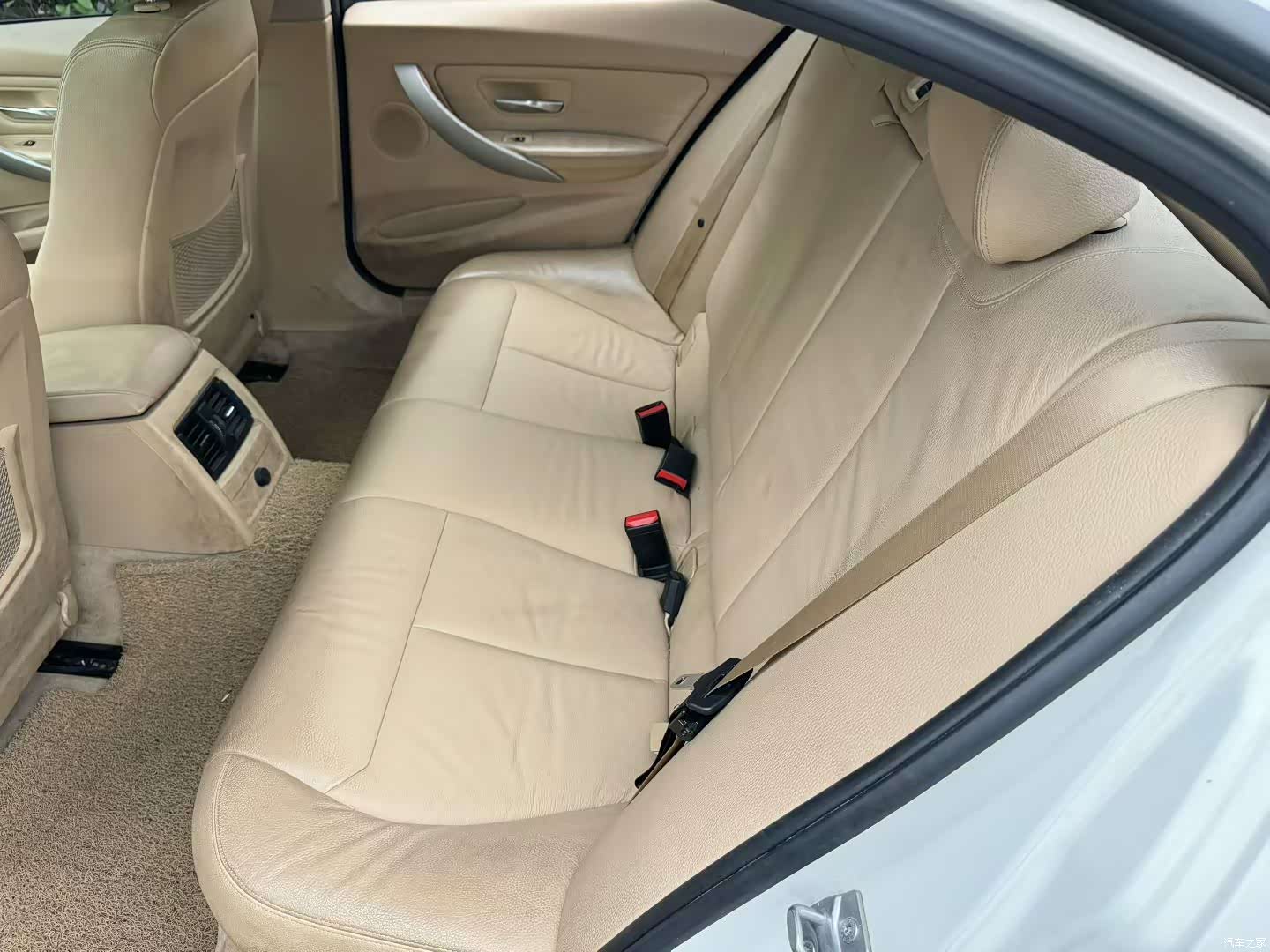 BMW 3 Series, 2013 9