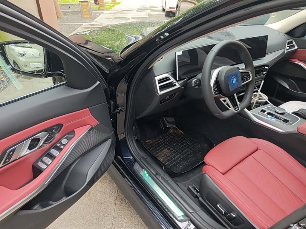 BMW i3, 2026 12
