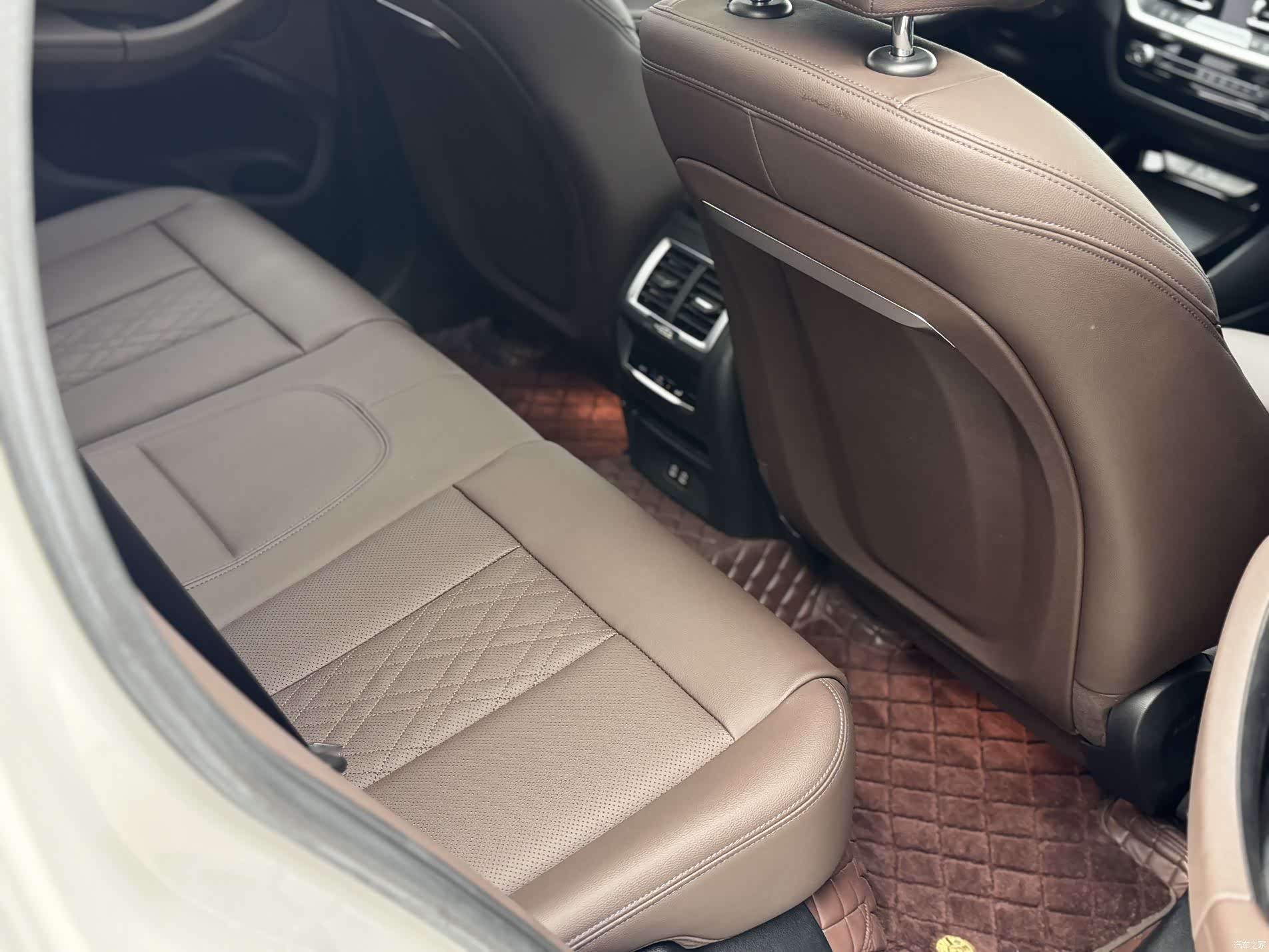 BMW iX3, 2023 18