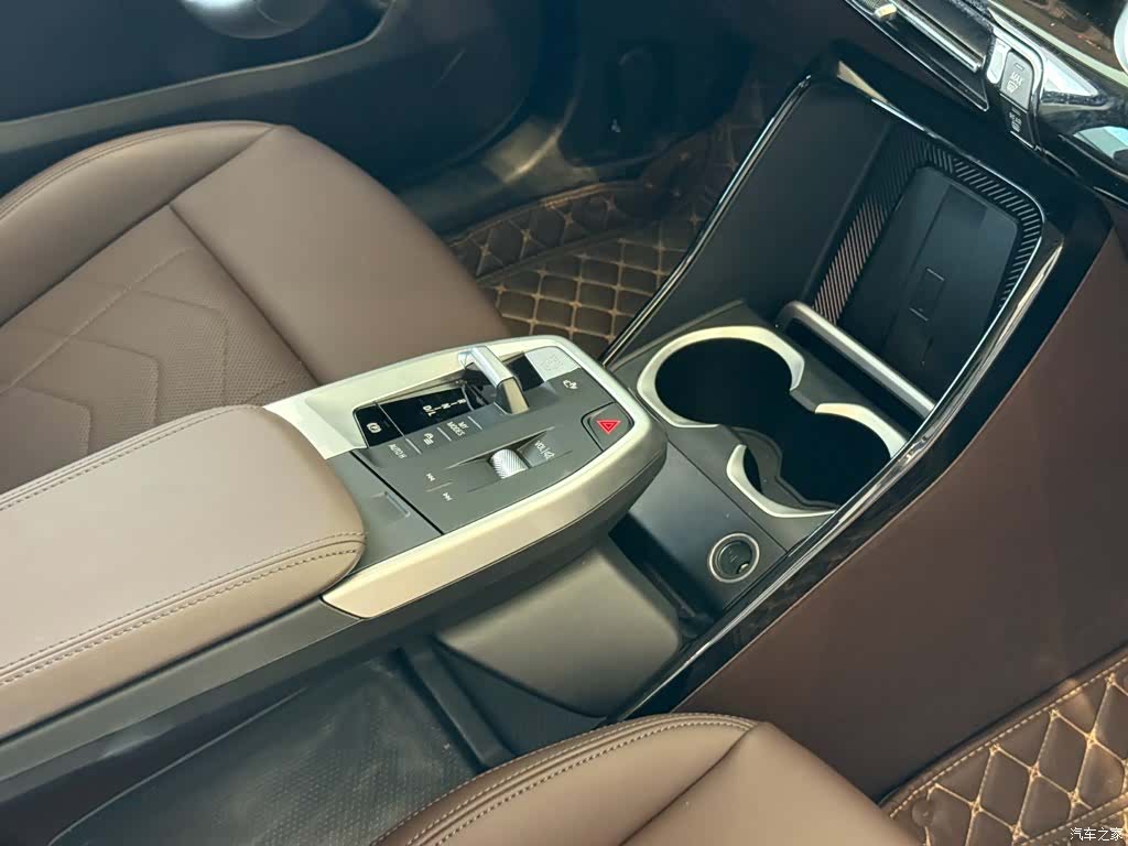 BMW X1, 2025 11