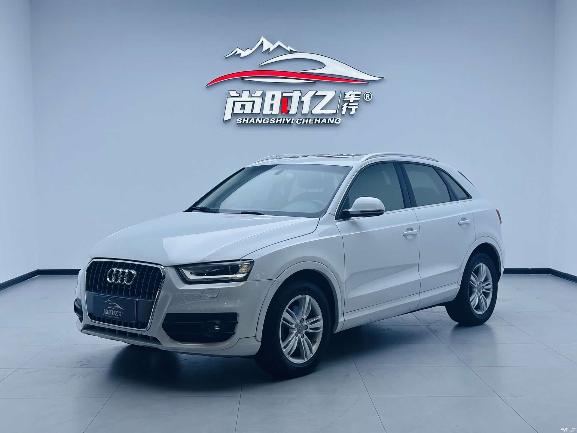 Audi Q3, 2014 1