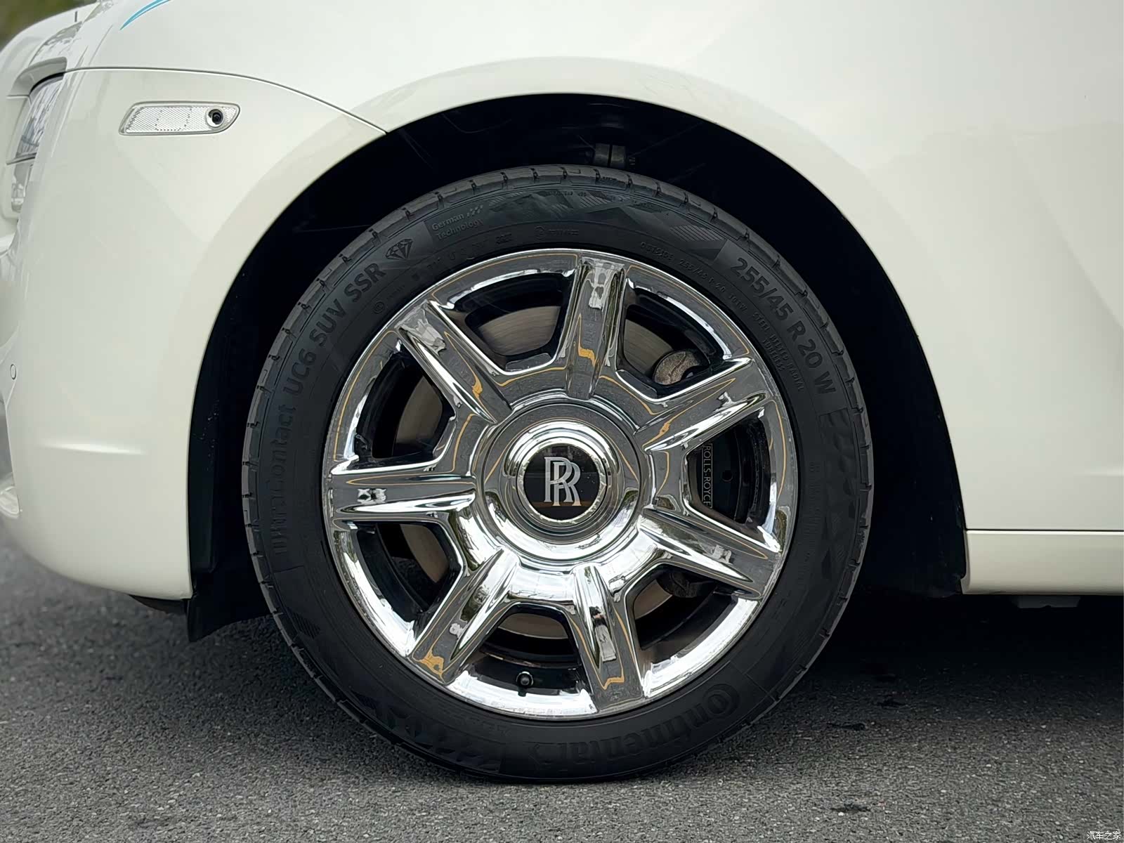 Rolls-Royce Ghost, 2011 25