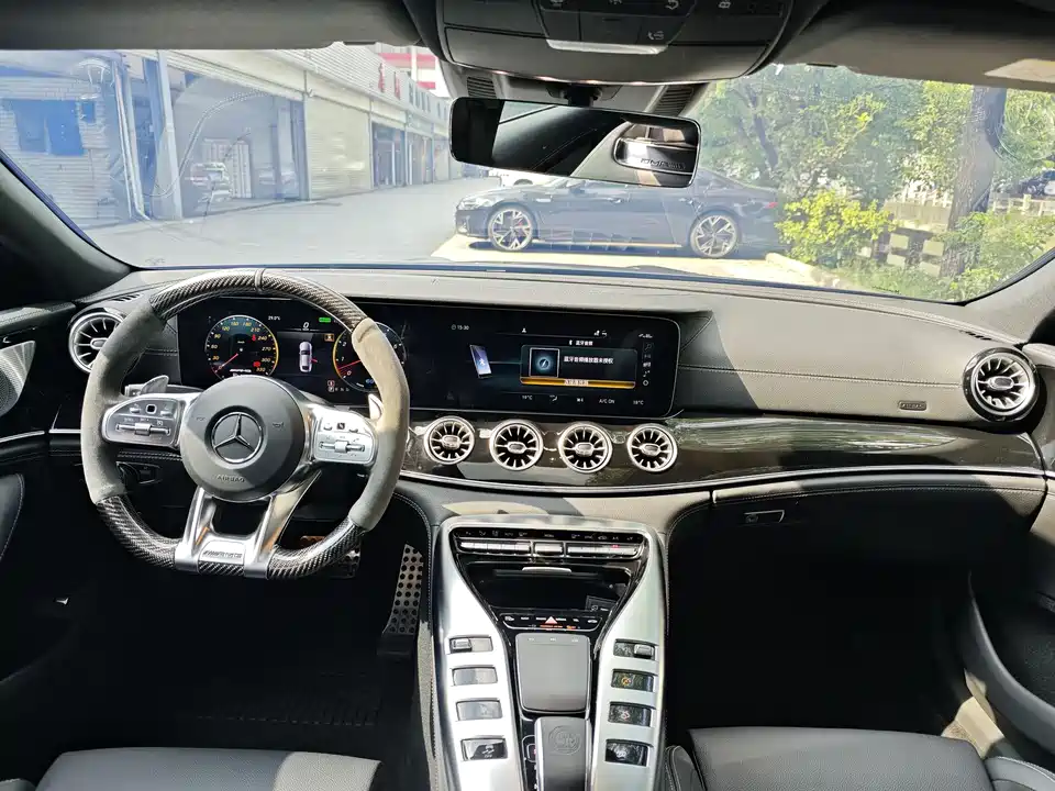Mercedes-Benz AMG GT