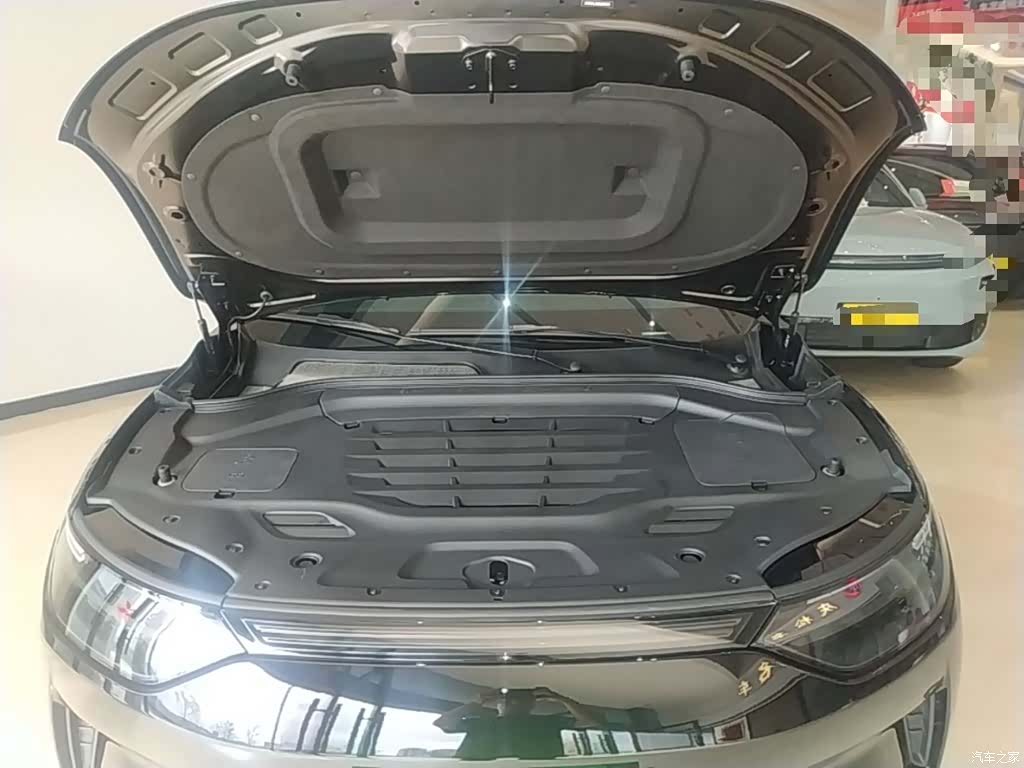 Leapmotor C11, 2025 20