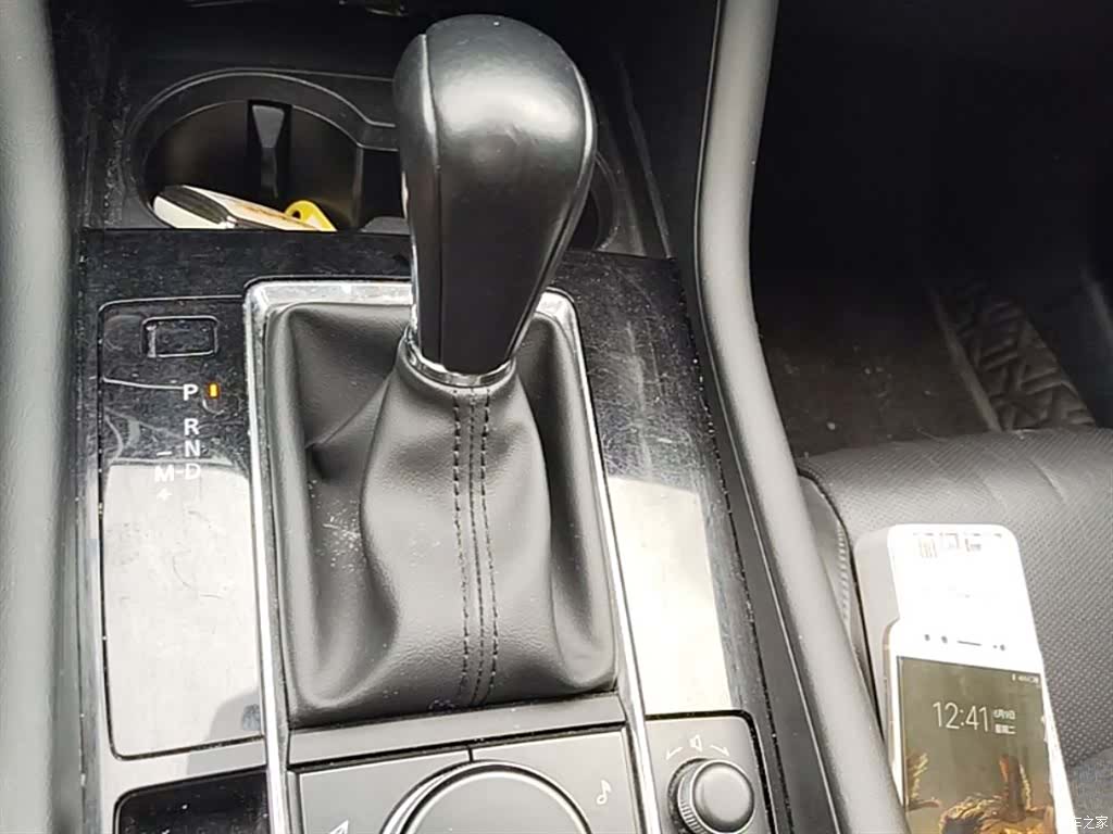 Mazda Mazda3, 2023 14