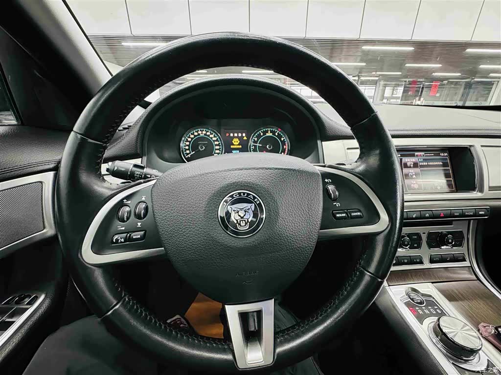 Jaguar XF, 2014 20