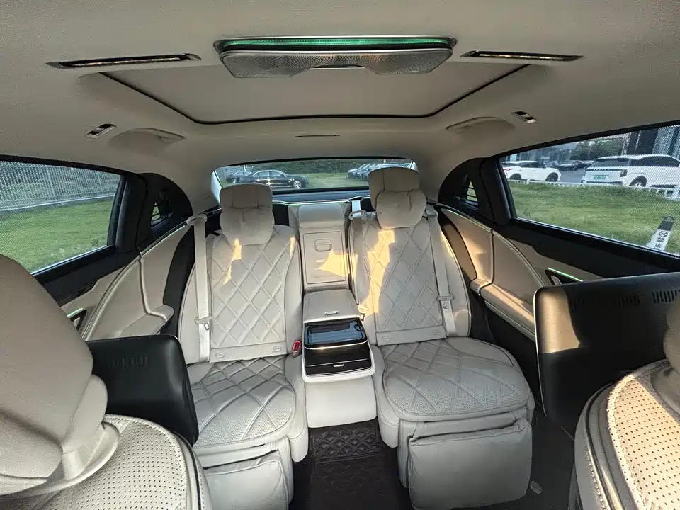 Mercedes-Benz Maybach S-class