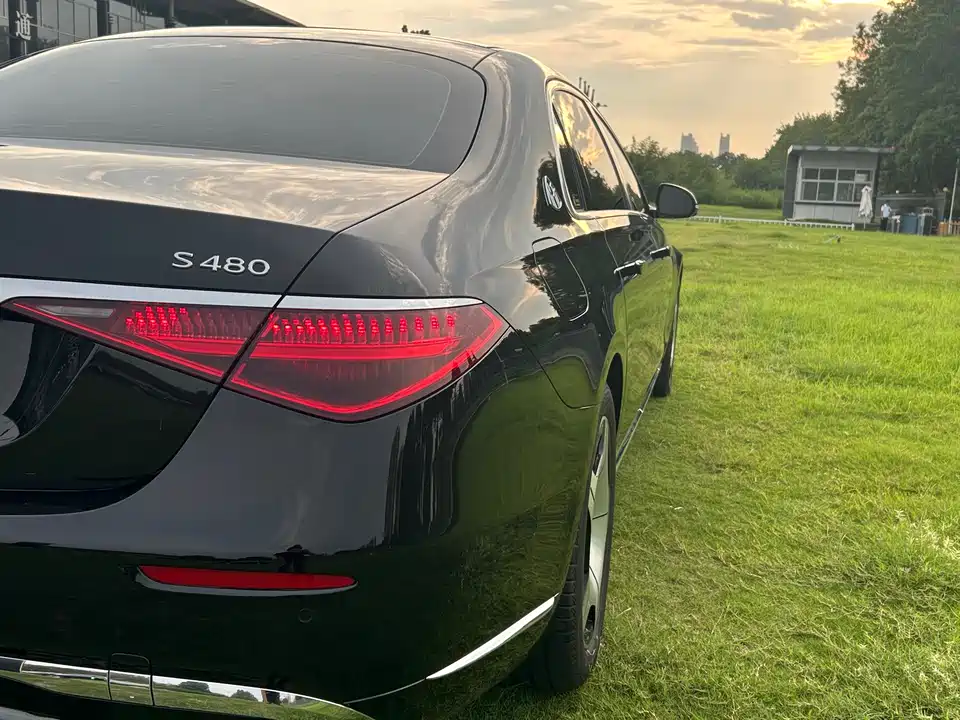 Mercedes-Benz Maybach S-class