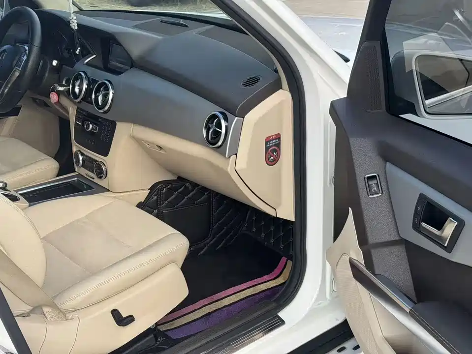 Mercedes-Benz GLK class