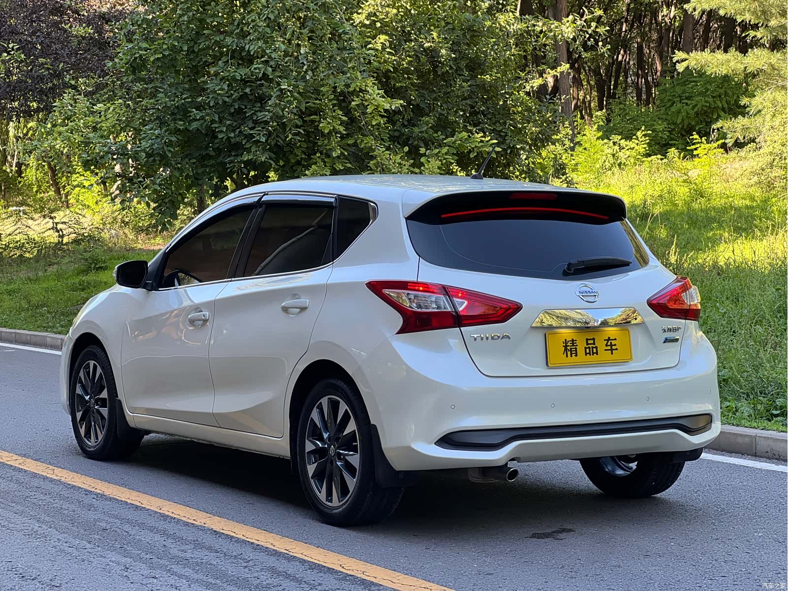 Nissan Tiida, 2016 все фото