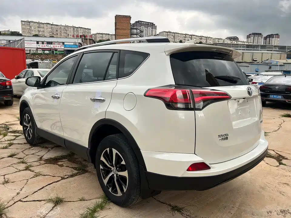 Toyota RAV4 Rongfang