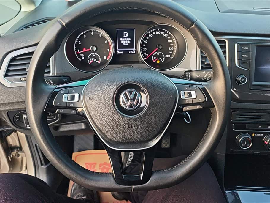 Volkswagen Golf*Jiayu