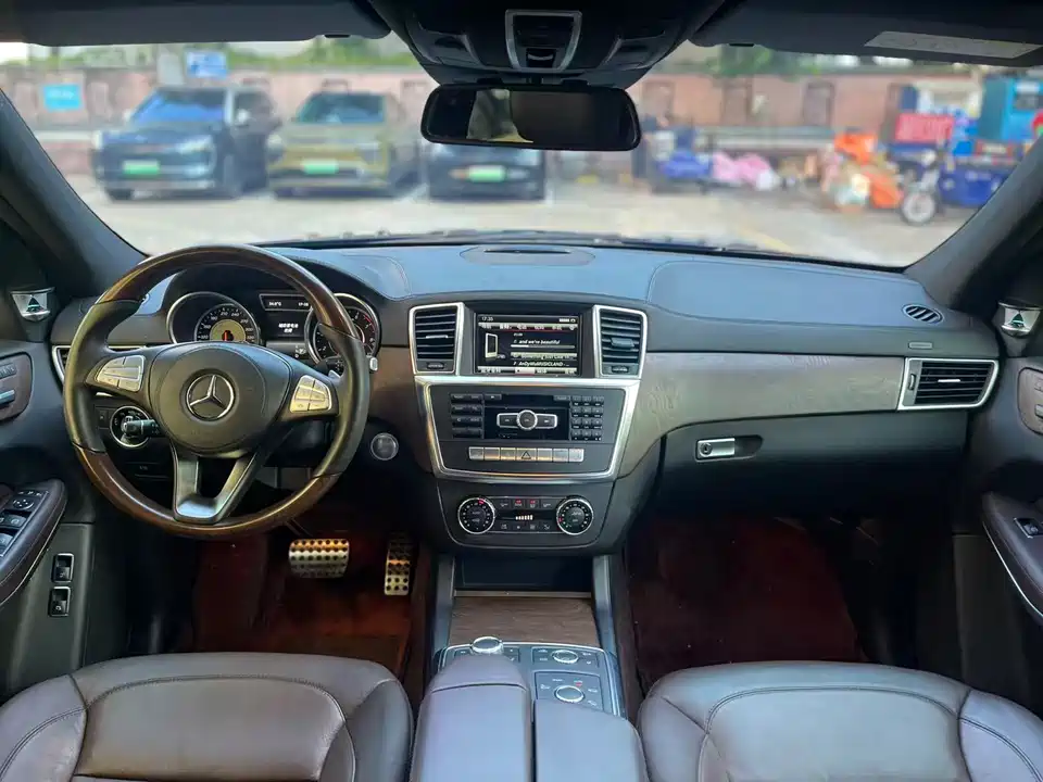 Mercedes-Benz GL grade