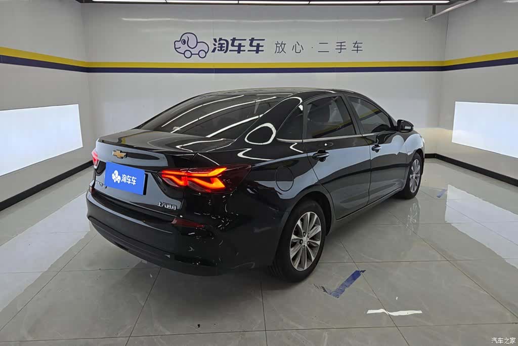 Chevrolet 320, 2022 3
