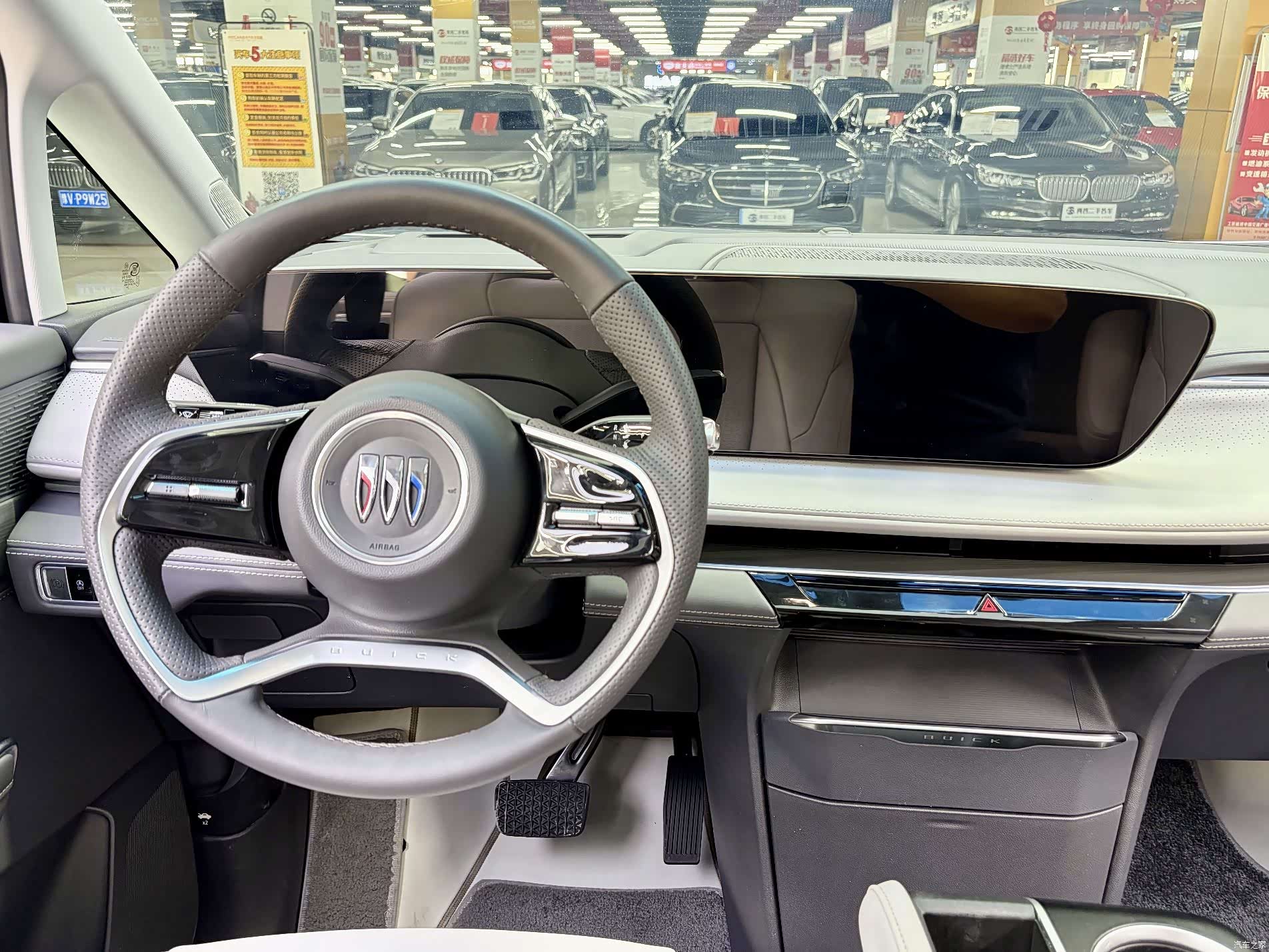 Buick GL8, 2025 6