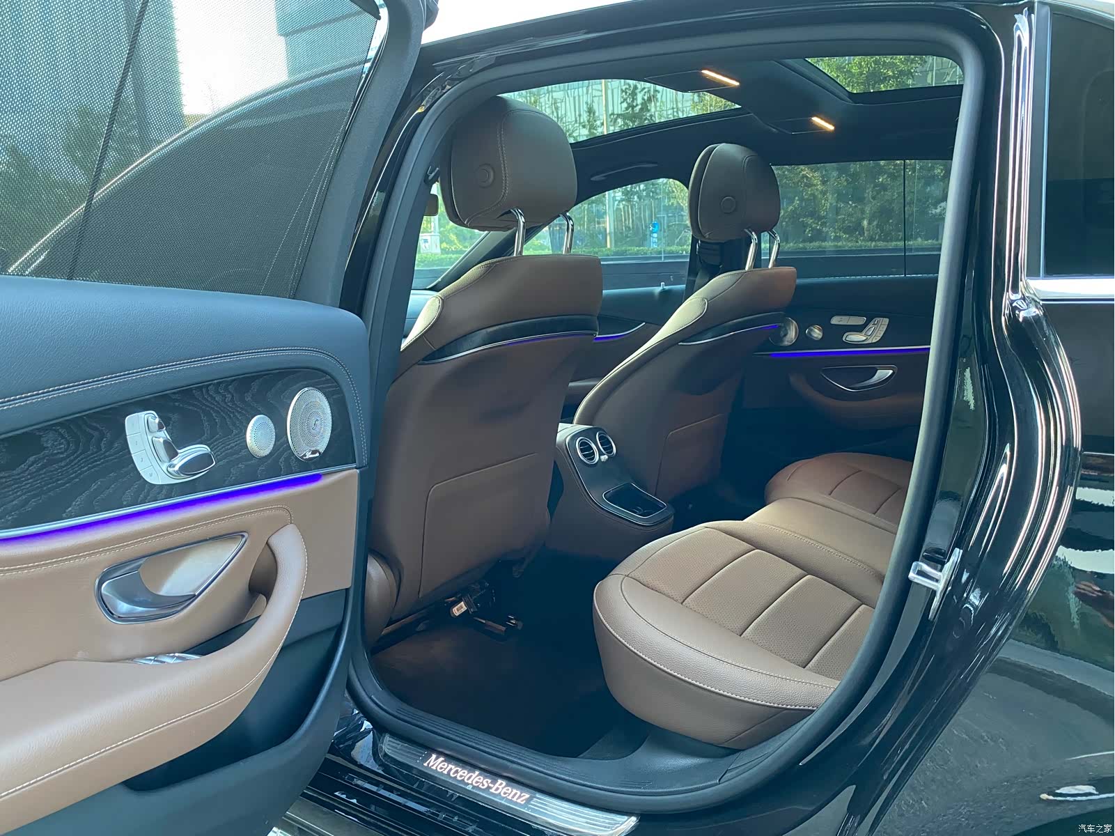 Mercedes-Benz E-Class, 2023 10