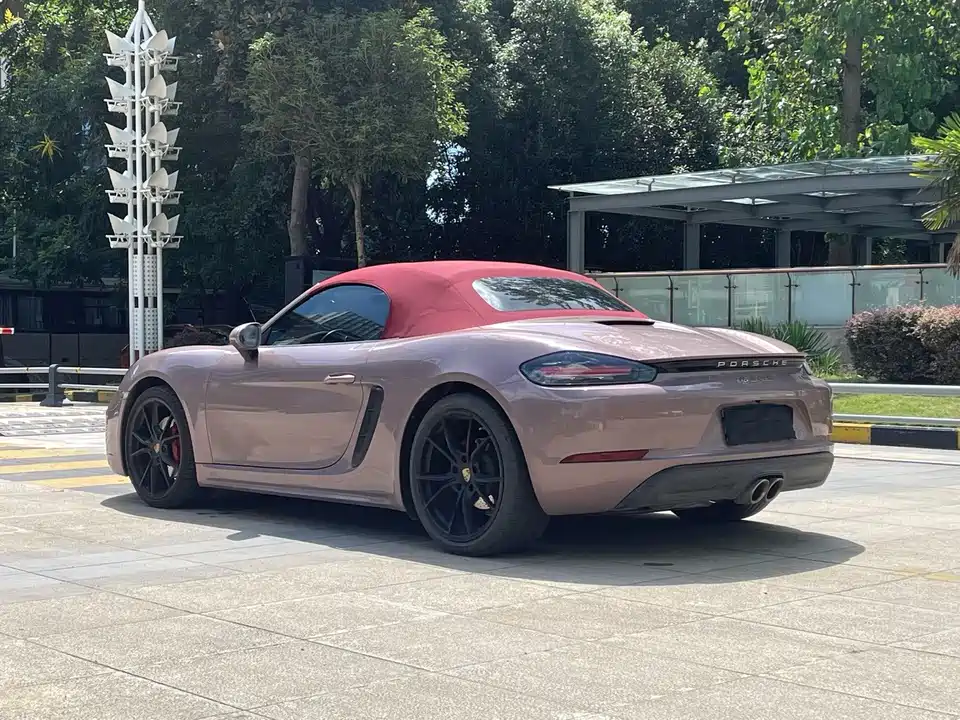 Porsche 718