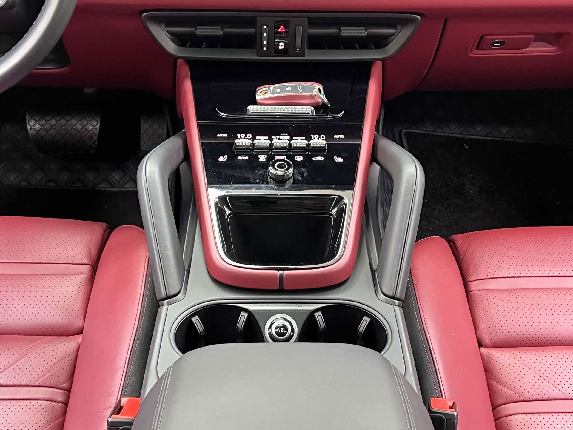 Porsche Cayenne, 2024 22