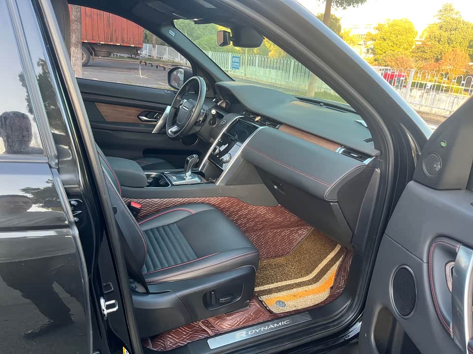 Land Rover Discover sports