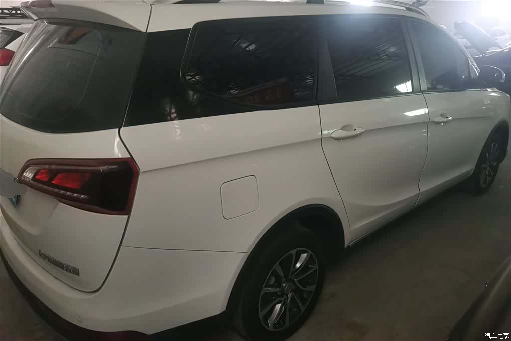 Wuling 730, 2020 3