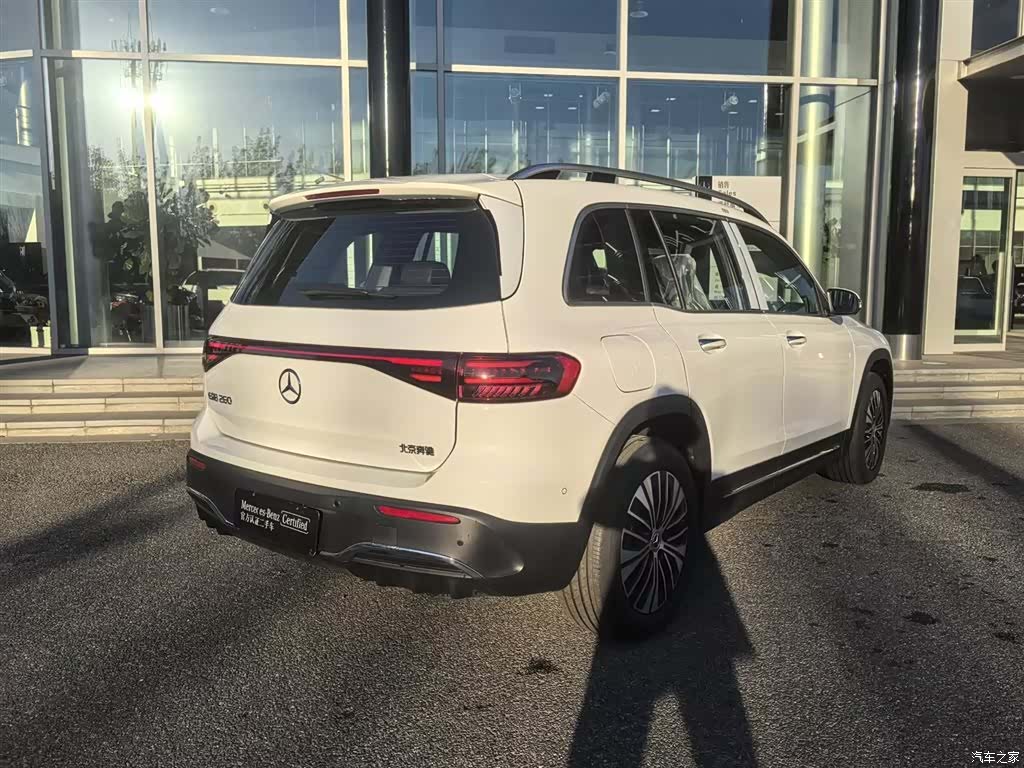 Mercedes-Benz EQB, 2025 все фото