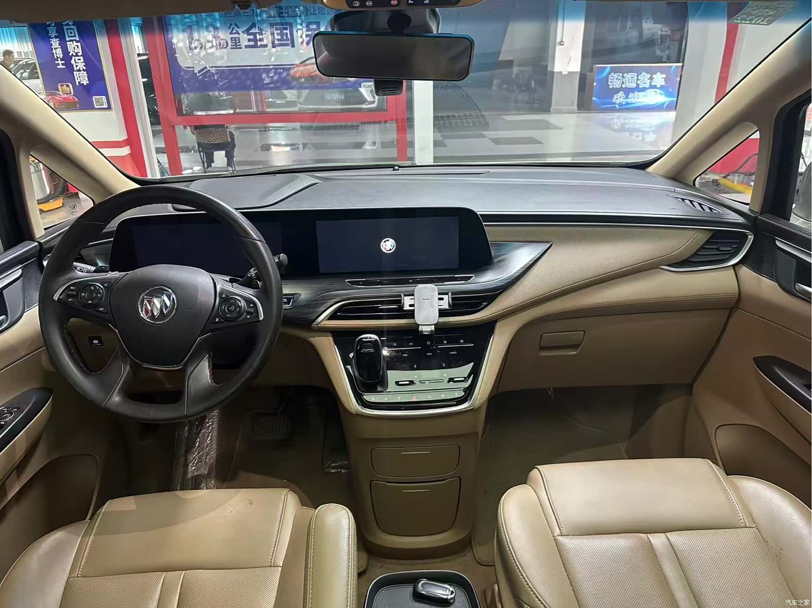Buick GL8, 2020 6