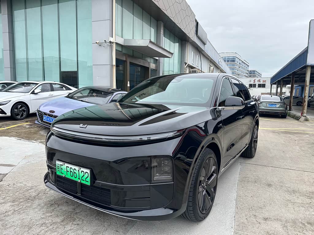 Li Auto L6