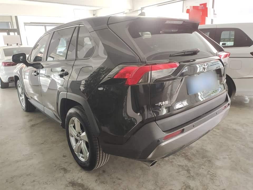 Toyota RAV4 Rongfang
