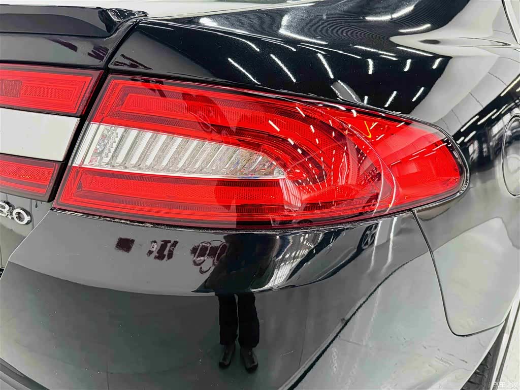 Jaguar XF, 2014 13