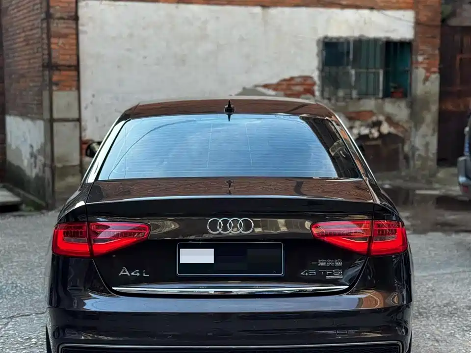 Audi A4L