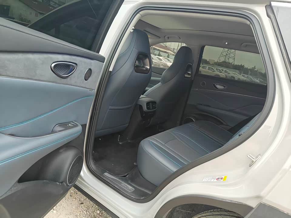 BYD Sea Lion 07 DM-i