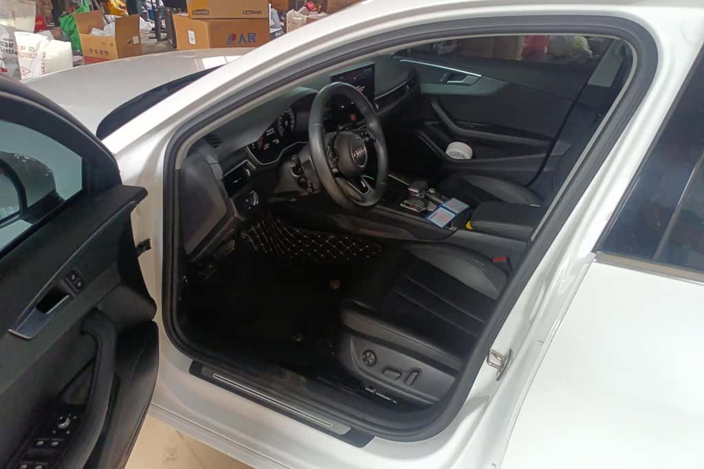 Audi A4L, 2022 9