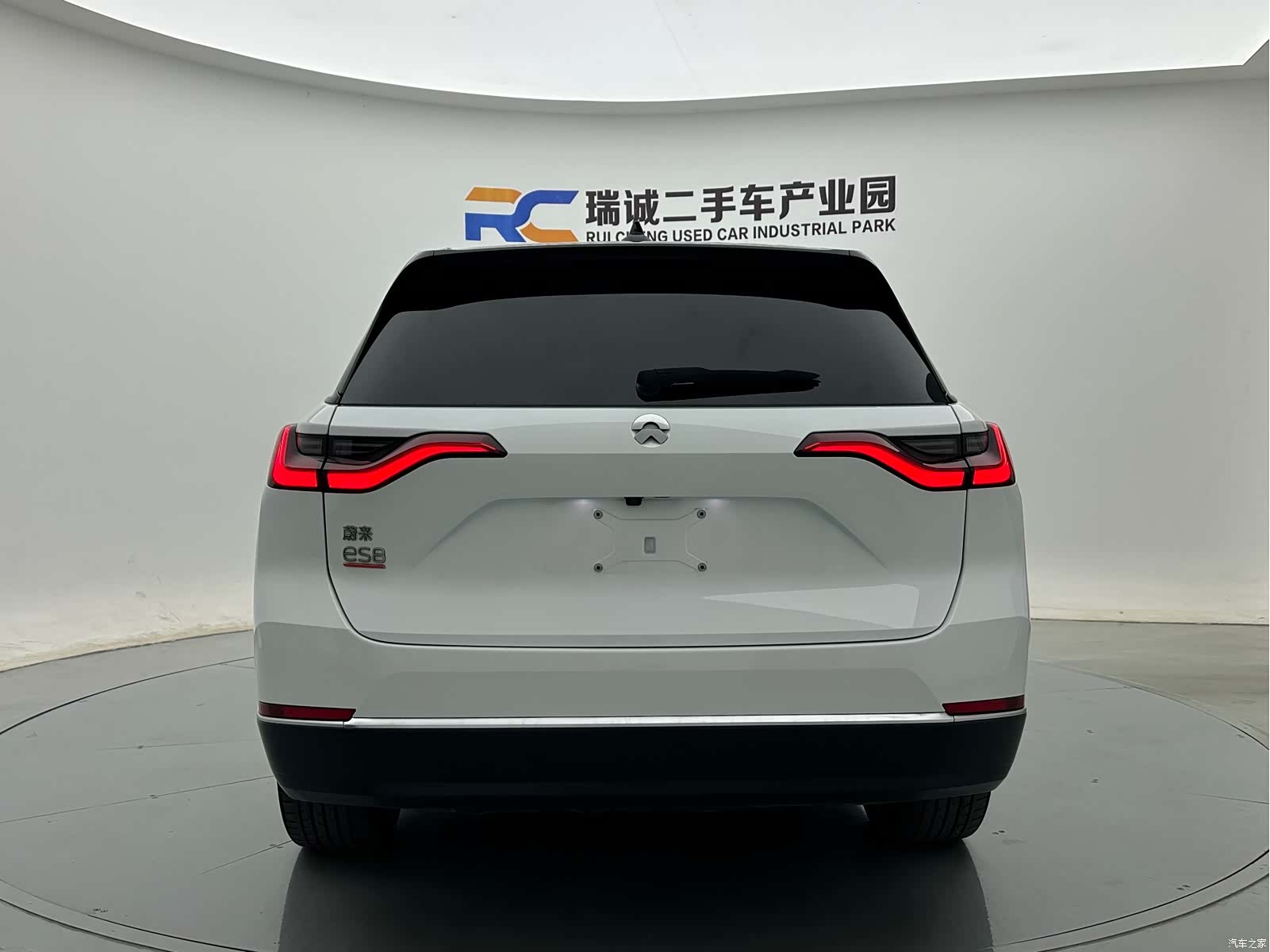 NIO ES8, 2022 6