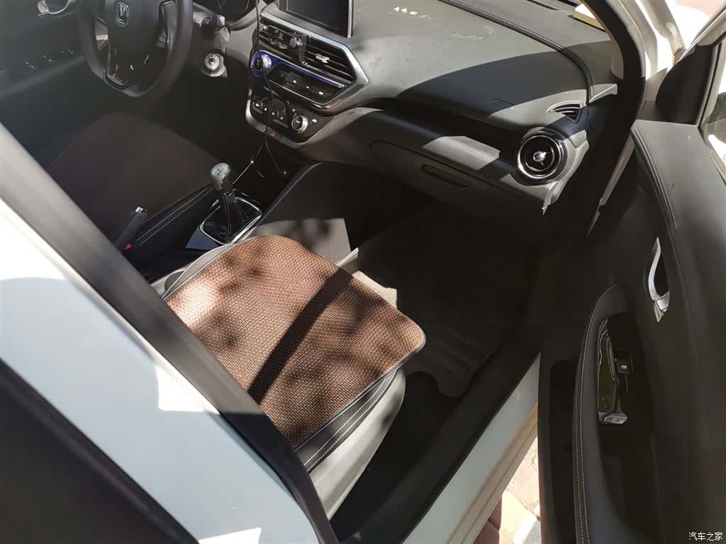 Changan V, 2019 21