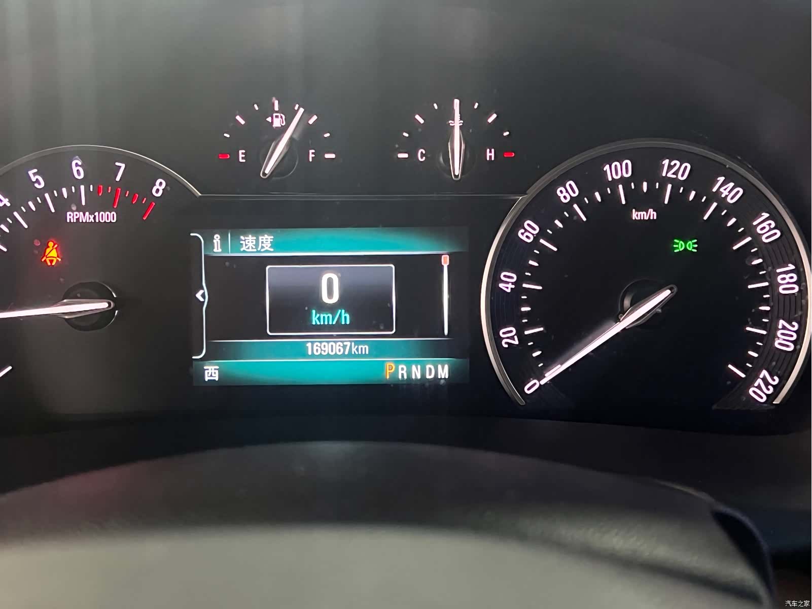 Buick GL8, 2019 19