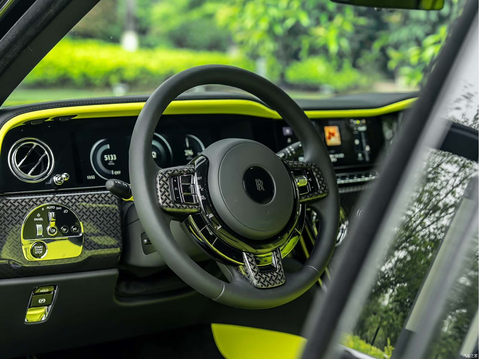 Rolls-Royce Cullinan, 2025 19