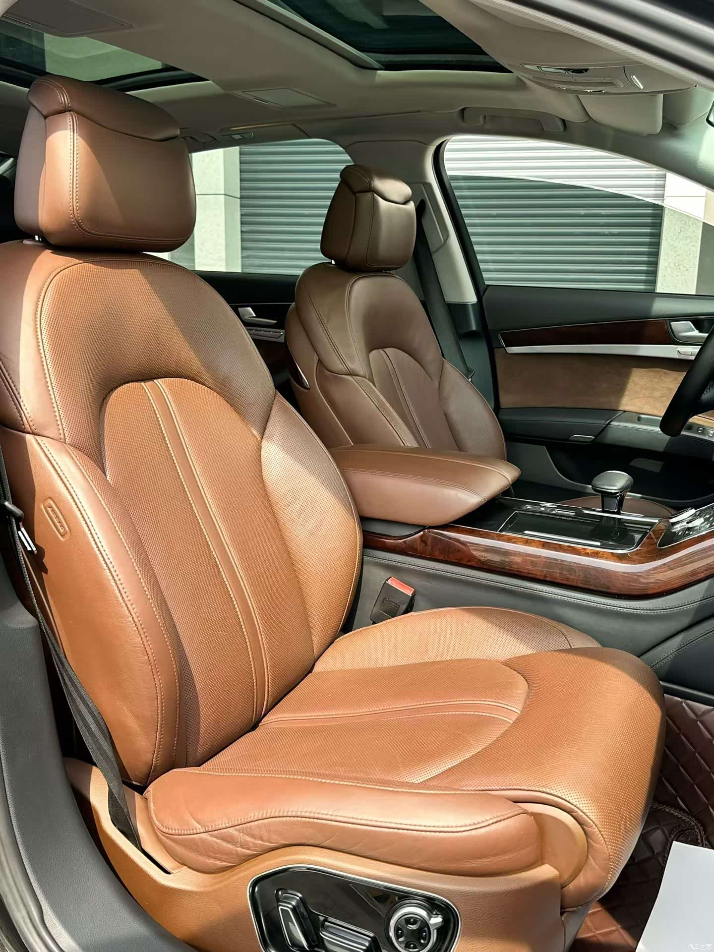 Audi A8L, 2012 7
