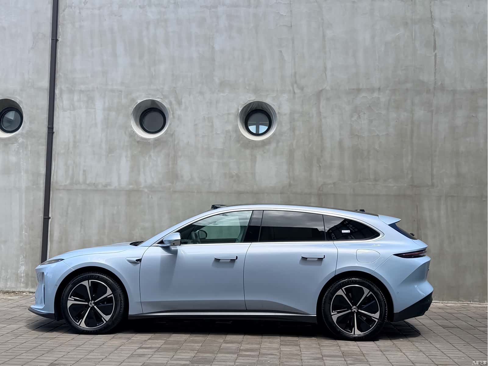 NIO ET5, 2024 9