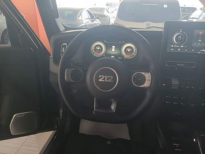 212 T01 2024 2.0T ji xie shi