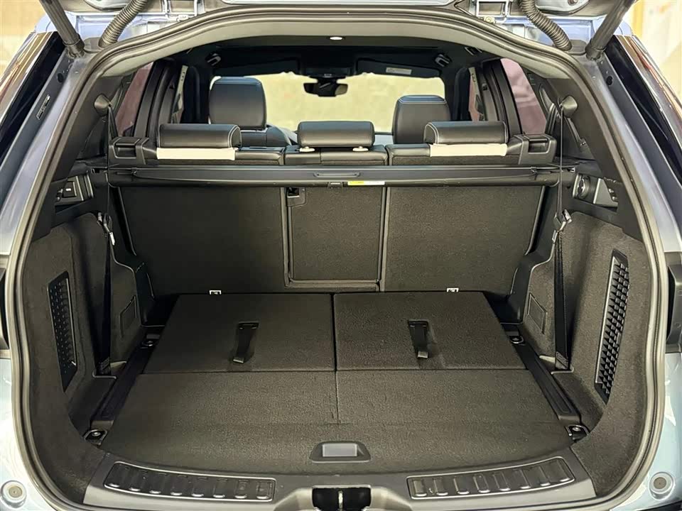 Land Rover Discover sports