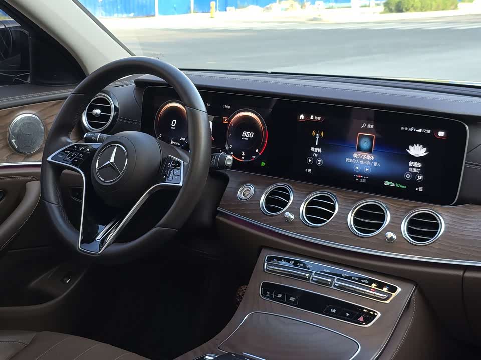 Mercedes-Benz E-class Mercedes-Benz E-class