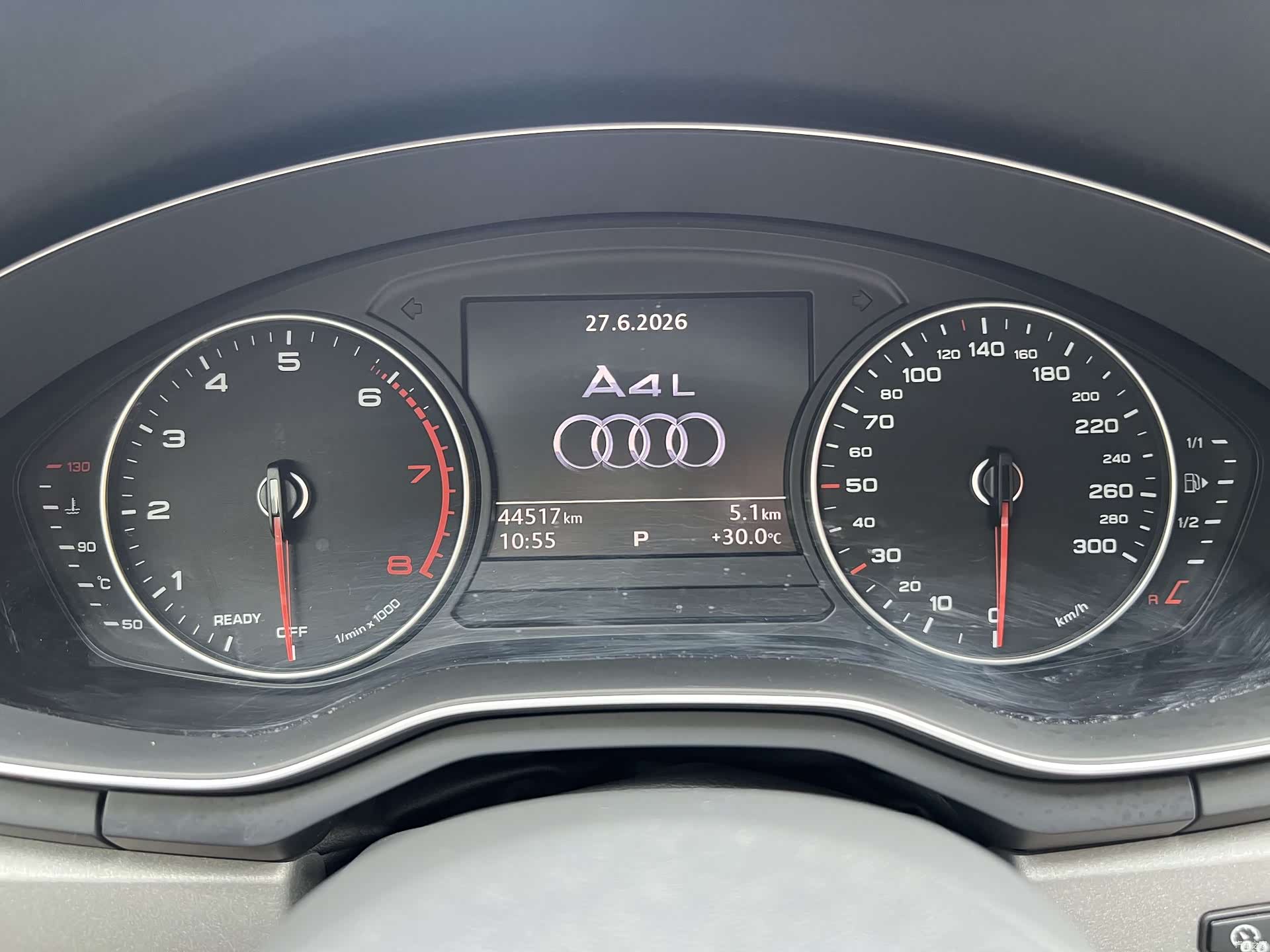 Audi A4L, 2017 10