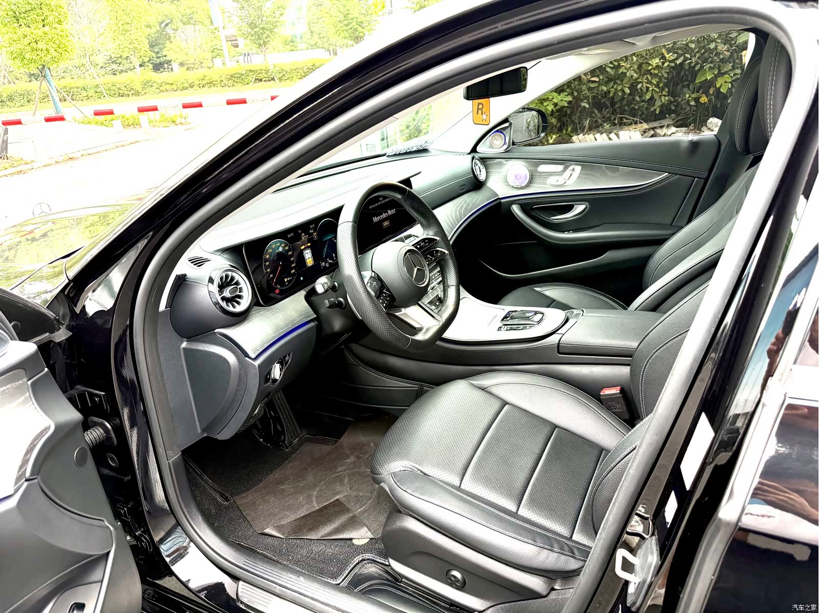 Mercedes-Benz E-Class, 2022 8