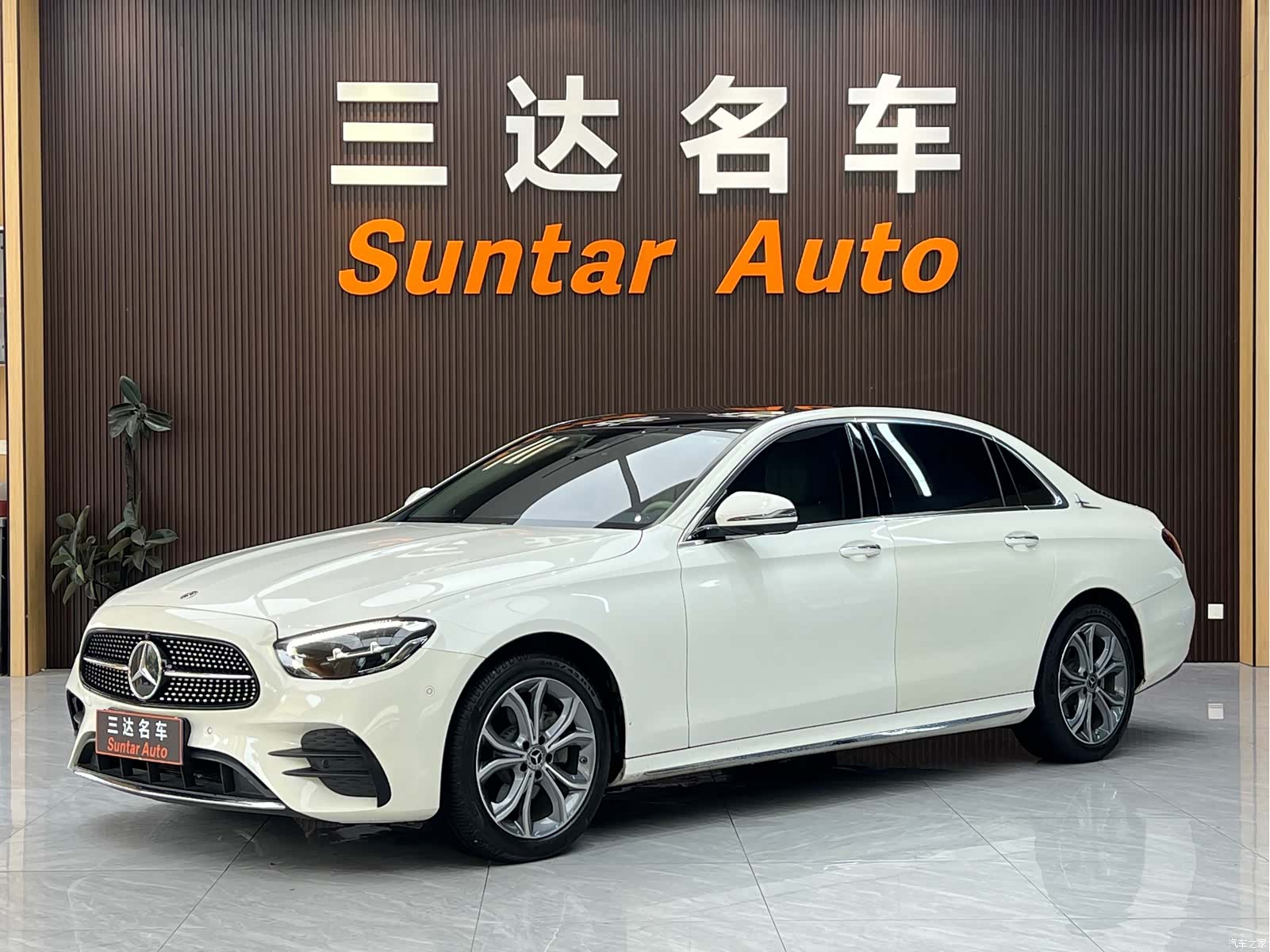 Mercedes-Benz E-Class, 2021 1