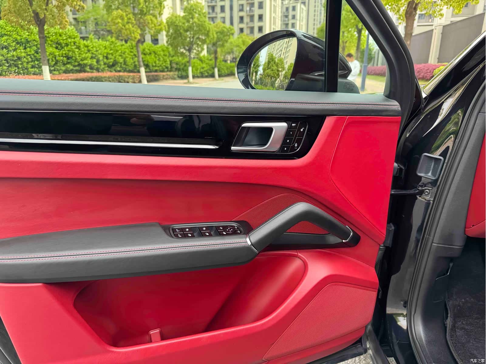 Porsche Cayenne, 2019 все фото