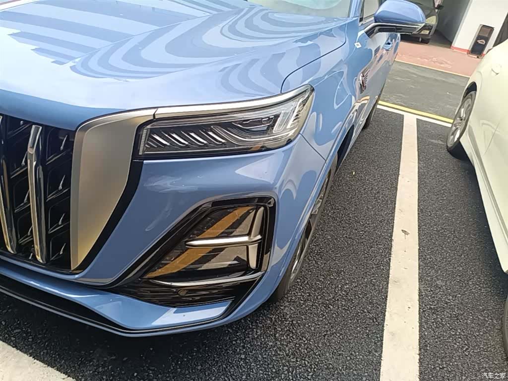 Hongqi HS5, 2023 18